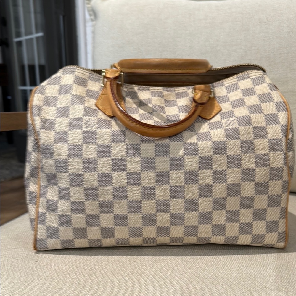 Louis Vuitton Speedy 30